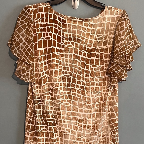 SELLING CALVIN KLEIN BLOUSE 👚 SIZE S  COLOR BROWN and TAN BNWT FlUTTER SLEEVE - Picture 10 of 10
